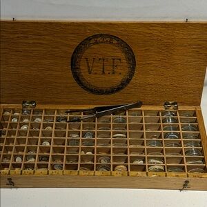 MAKE OFFER Antique Crystal Replacement Watch Faces New Original Box Great Valieu